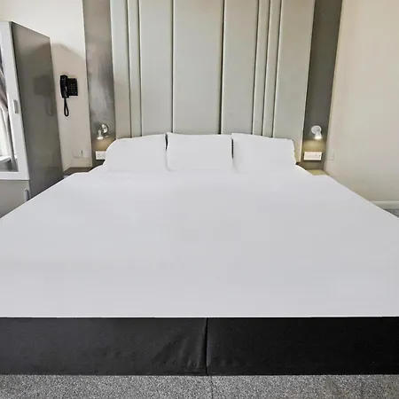 Hotel Oyo The Baltimore Middlesbrough
