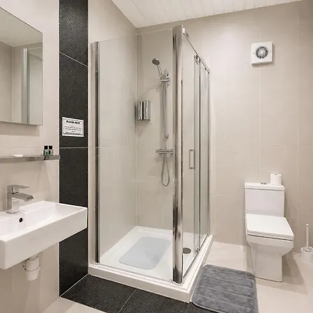 Oyo The Baltimore Hotel 3*