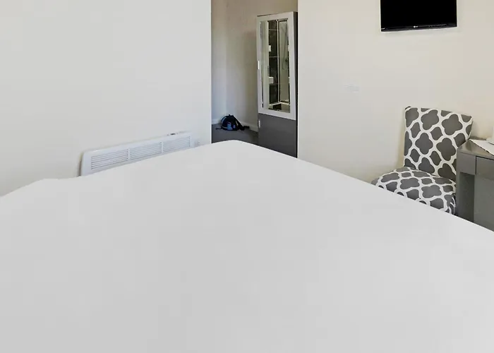 Oyo The Baltimore 酒店