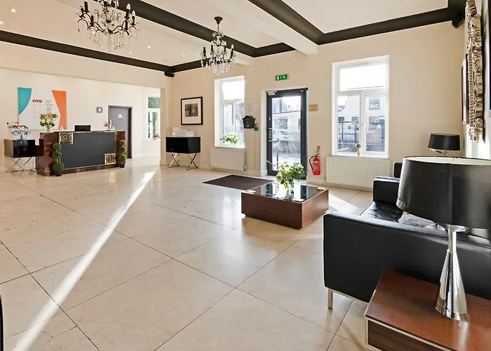 Oyo The Baltimore 酒店