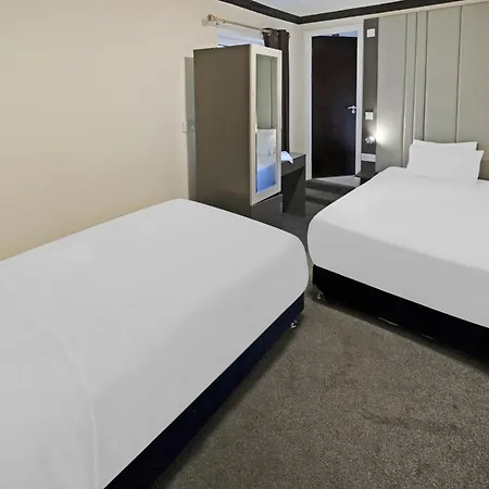 Oyo The Baltimore 3*