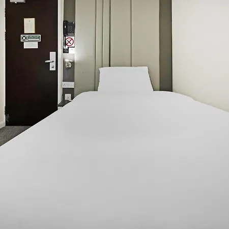 Отель Oyo The Baltimore