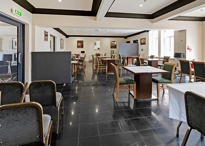 Oyo The Baltimore Ξενοδοχείο 3*