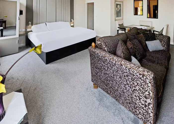 Oyo The Baltimore Ξενοδοχείο